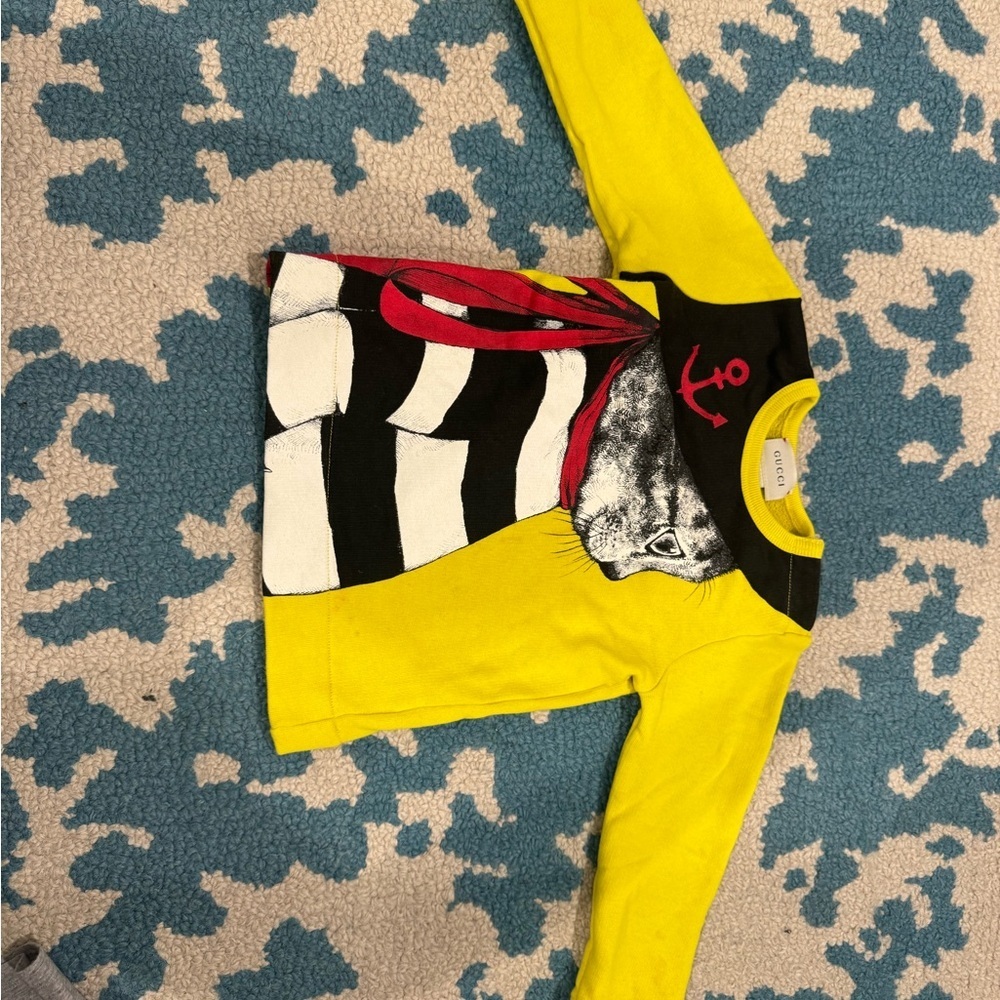 Gucci 18-24 Months Yellow and Black Cat Graphic Shirt